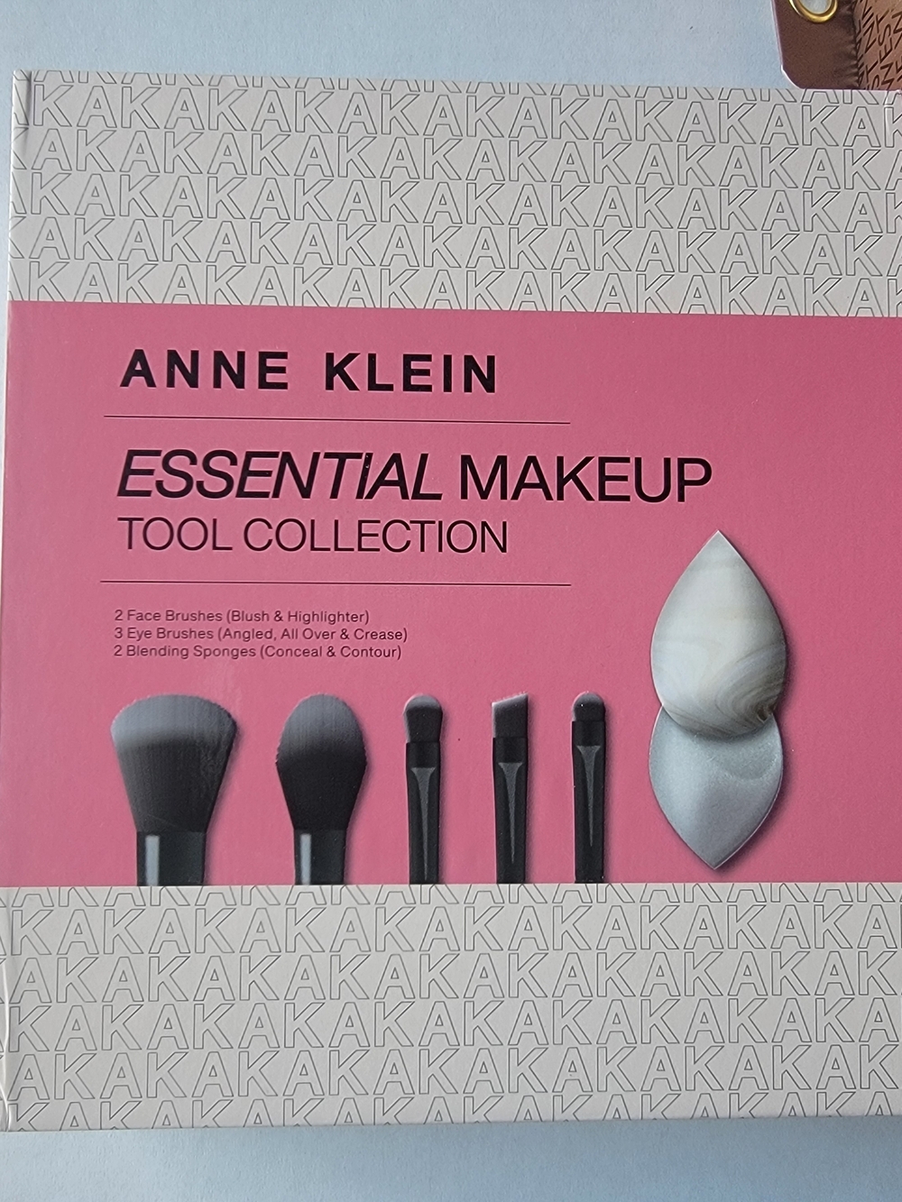 Anne Klein Pink Essential Makeup Brush & Sponge Set